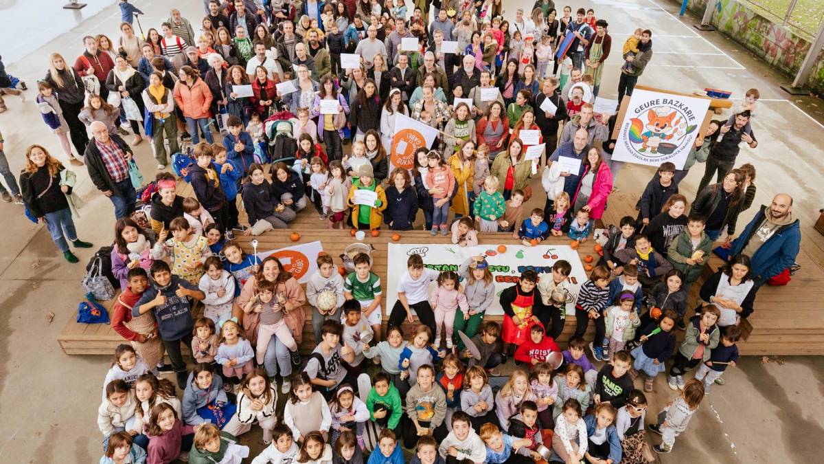 Berango-Merana herri-ikastetxean sukalde propioa eraikitzeko kanpaina abiatu dute gurasoek