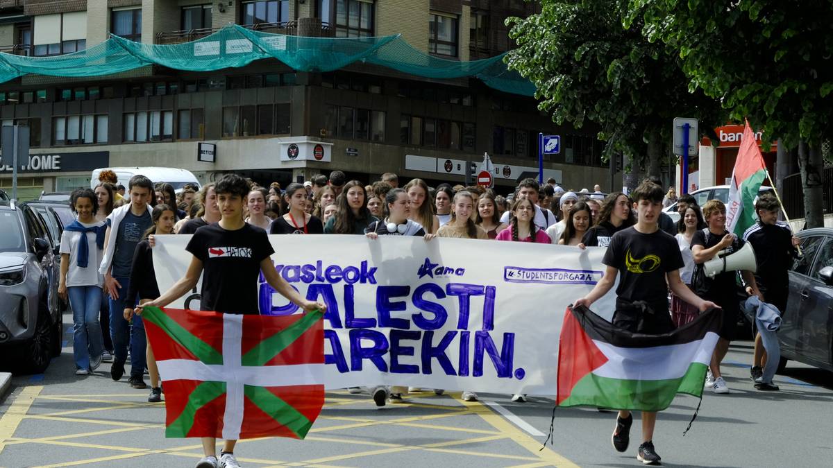 Palestinarren kontrako genozidioa gelditzea eskatzeko mobilizazioak egingo dituzte eskualdean gaur arrastian