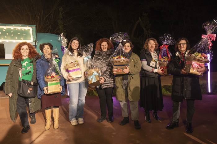 Leioako Ahotsak-ek omenaldia egin die historian ikusezin bihurtutako emakumeei Elexaldeko Errotan