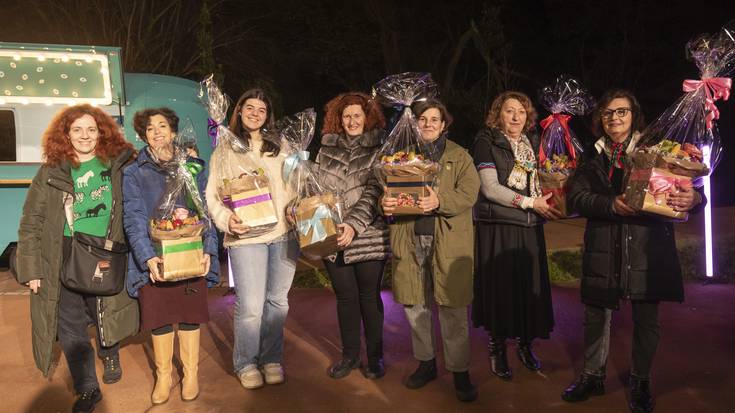 Leioako Ahotsak-ek omenaldia egin die historian ikusezin bihurtutako emakumeei Elexaldeko Errotan