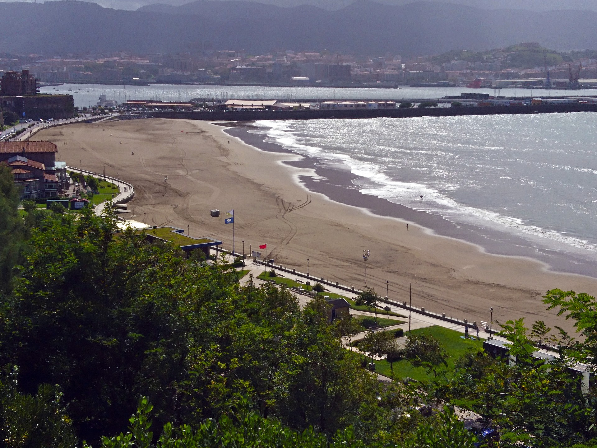 Ingurumenaren aldeko erronka solidarioa egingo dute datorren martitzenean Bilbo eta Getxo artean