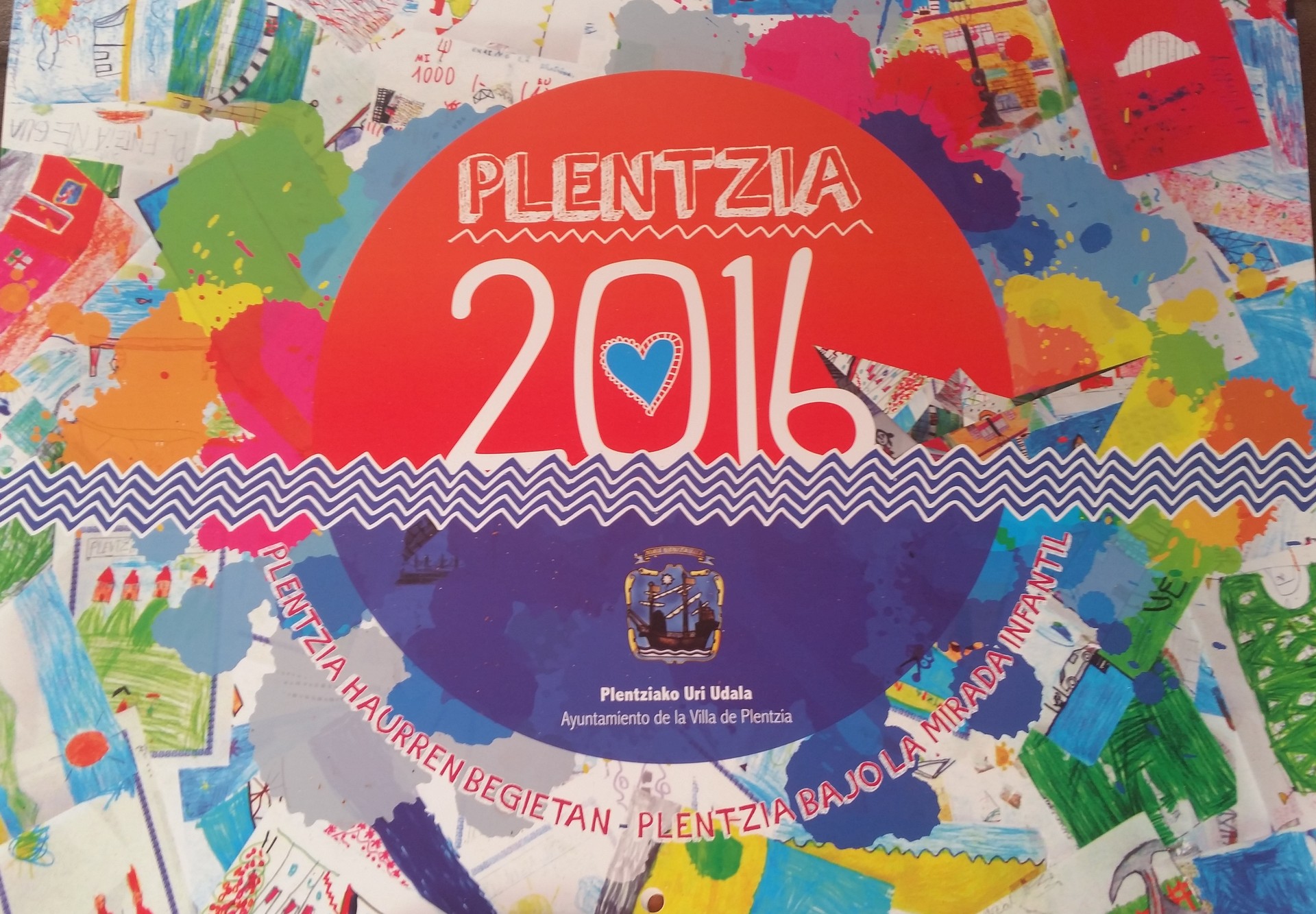 Umeek egindako marrazkiakaz osatu dute Plentziako 2016ko udal-egutegia