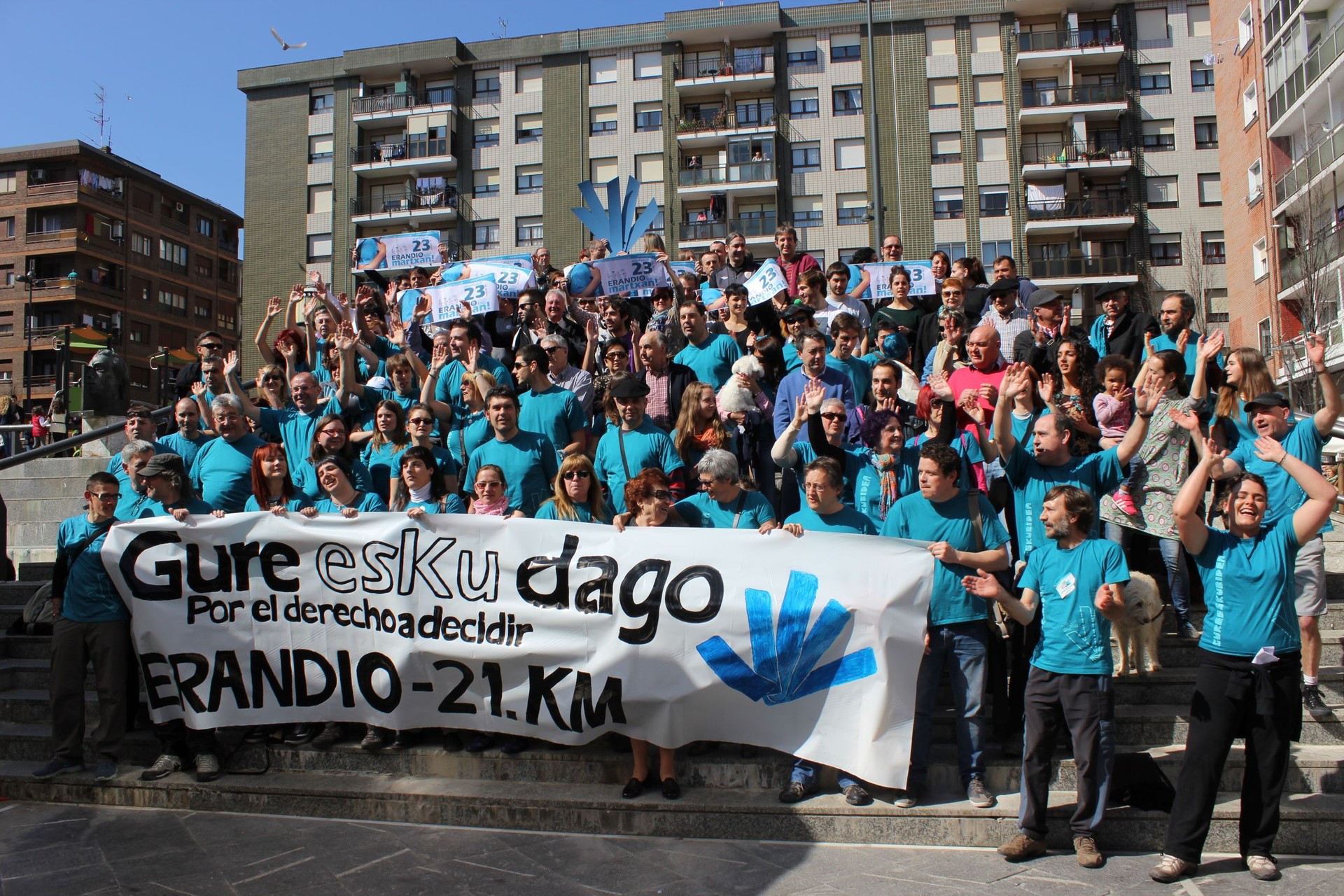 Erandioko Gure Esku Dagok otsailean ere batuko ditu sinadurak 