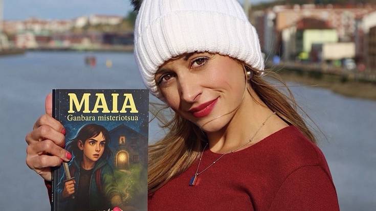 Haizea Lopez: "Buruan istorio asko ditut eta idaztea, niretzat, arnastea bezala da"