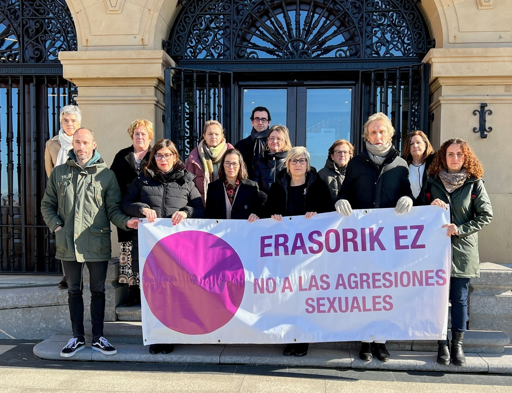 Getxoko Bozeramaileen Batzordeak gaitzetsi du emakume batek udalerrian salatutako sexu erasoa