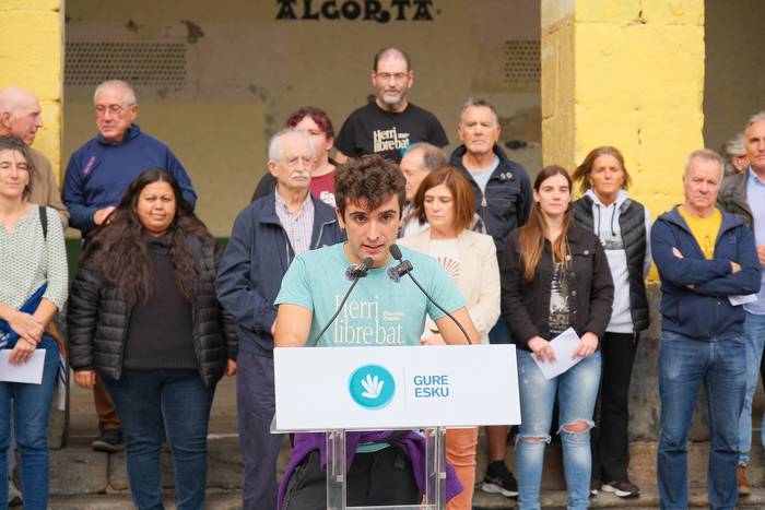 Burujabetzarako tresna gehiago eskatu du Gure Esku-k