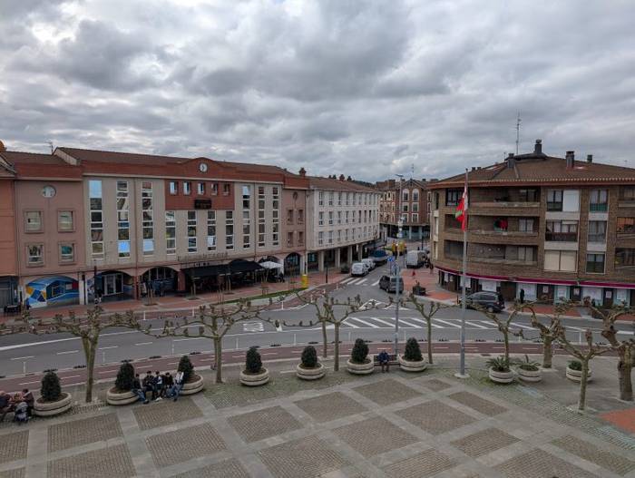 Sopelako Udalak eta Alokabidek alokairu publikoa sustatzeko hitzarmena sinatu dute