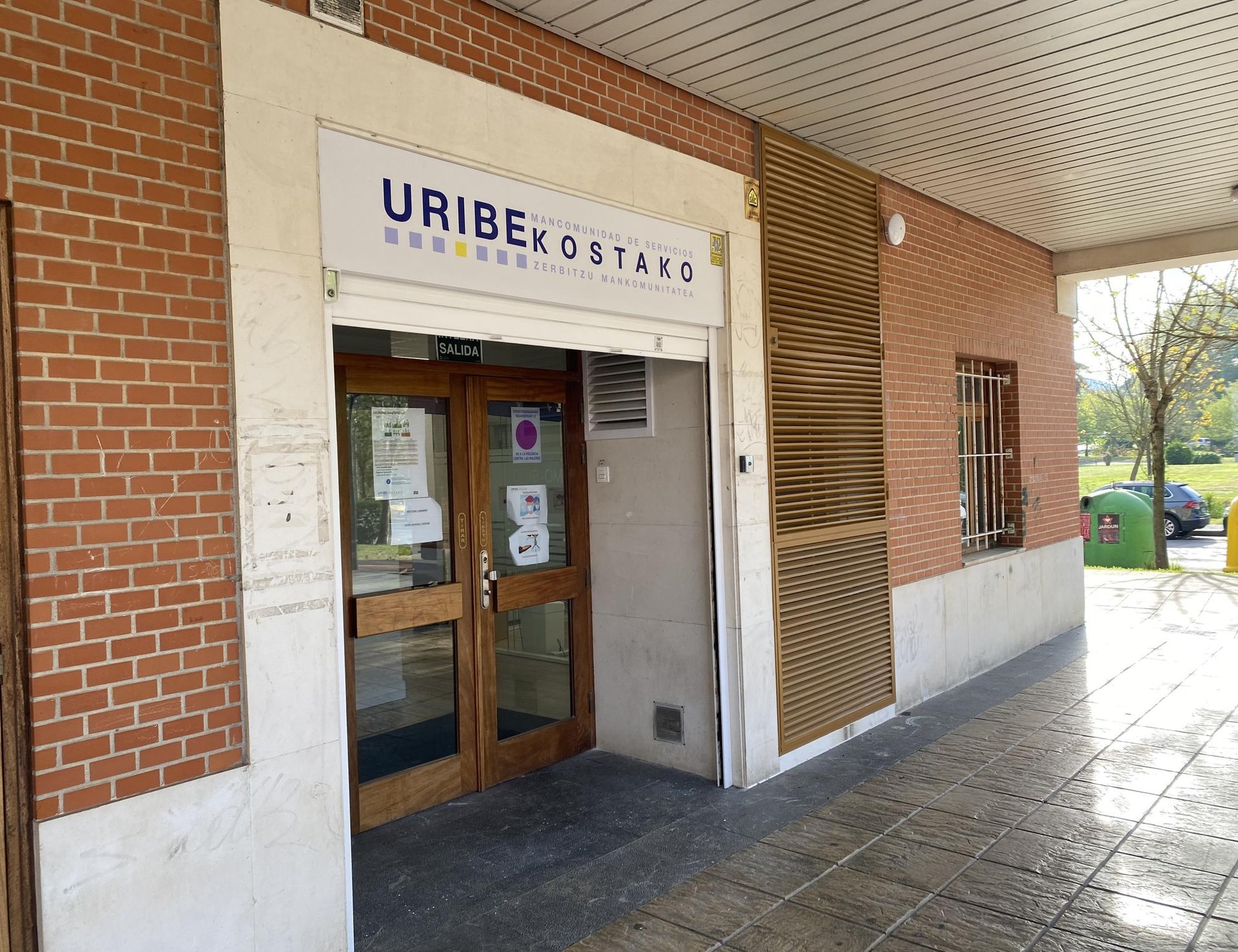 Uribe Kostako Zerbitzu Mankomunitateak bere lokalak garbitzeko zerbitzua lizitaziora atera du