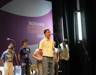 Aitor Bizkarrak irabazi du Bizkaiko Bertsolari Txapelketako lehenengo saioa Urdulizen