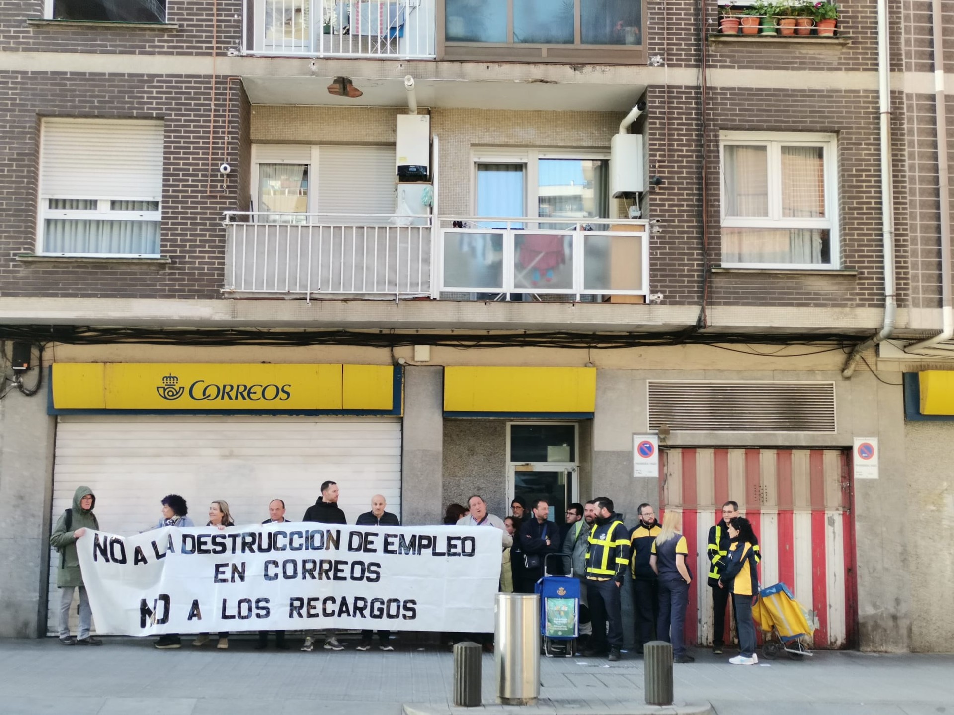Bizkaiko Correoseko langileek pertsonalaren murrizketen aurkako mobilizazioak egingo dituzte