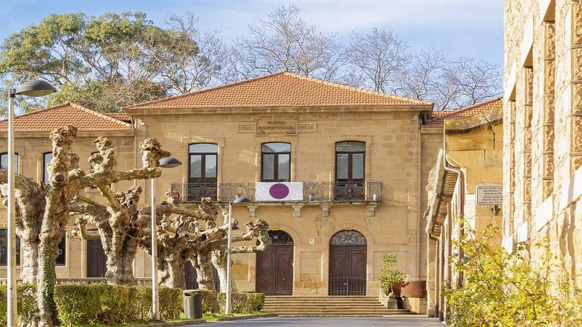 Edukiontzi marroiak erabiltzea errazagoa izango da Berangon, sarraila elektroniko berriei esker