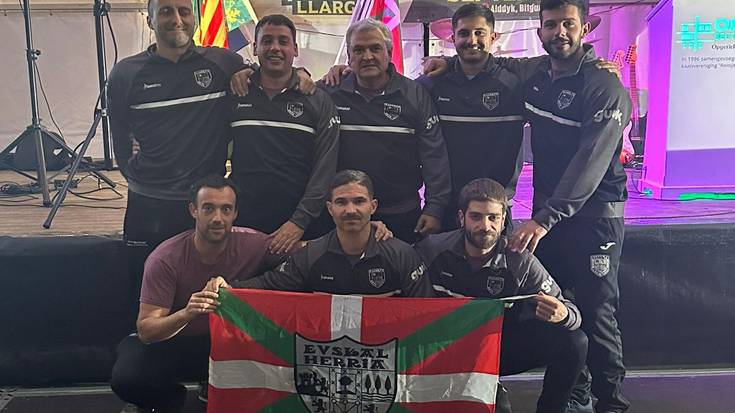 Europako Champions League Llargues Txapelketan aritu da Algorta Bote Luzea Taldea