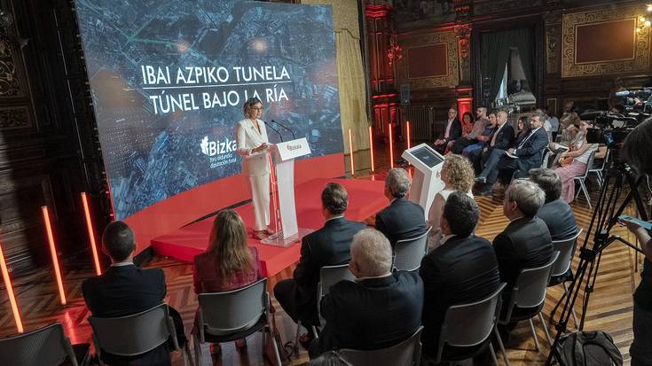 Itsasdarraren azpiko tunelaren lanak 2026ko lehen seihilekoan hasiko dituztela iragarri du Elixabete Etxanobek