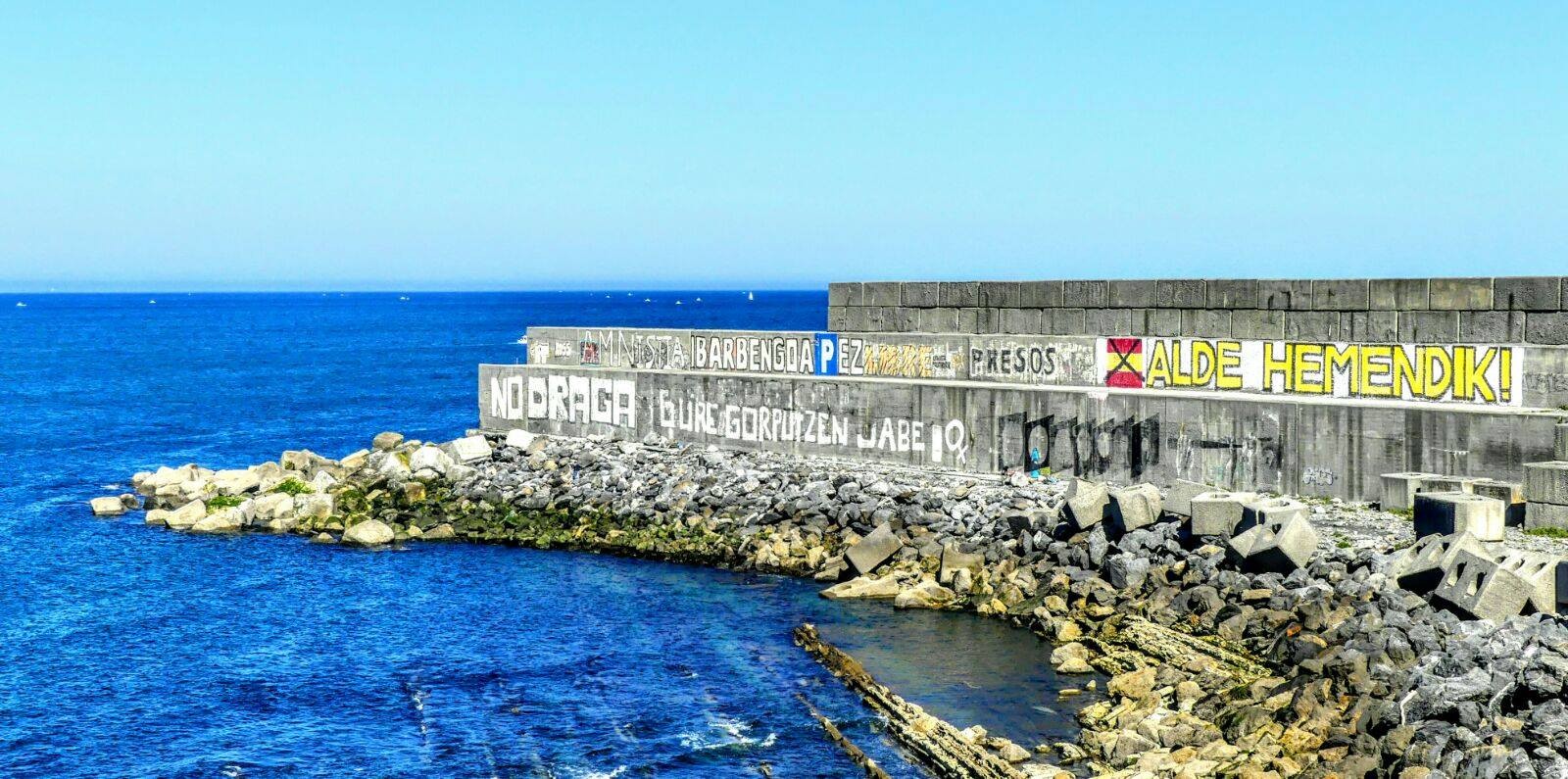 Determinazioz, ilusioz, 6 ordu eta 200 litro pinturagaz... Alde Hemendik!