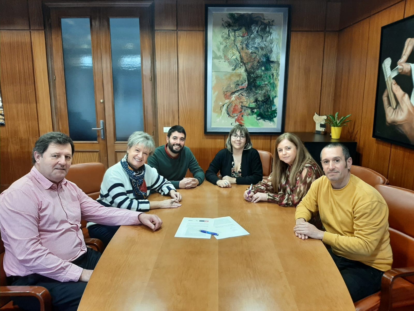 Liburutegi berria, kiroletarako plan estrategikoa eta babes ofizialeko etxebizitzak bultzatzea adostu dute Sopelako udal-aurrekontuakaz