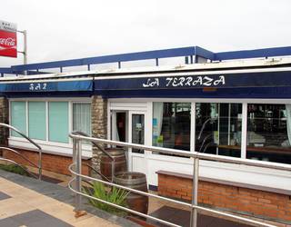 Ereagako La Terraza ustiatzeko kontratua bertan behera utziko dute