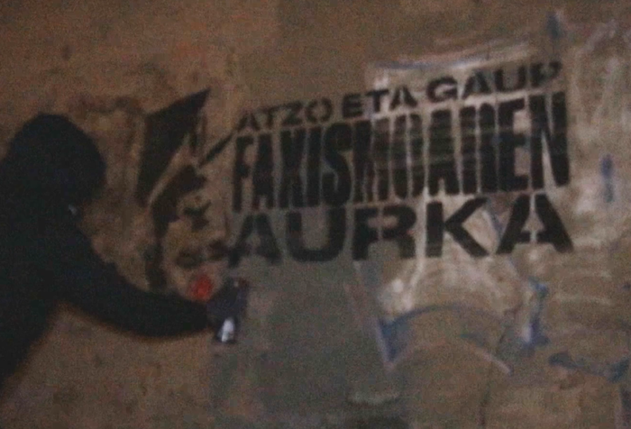 Gaur 50 urte bete dira Franco diktadorea hil zenetik, baina gure eskualdean hainbat dira diktadurak utzitako aztarna monumentalak