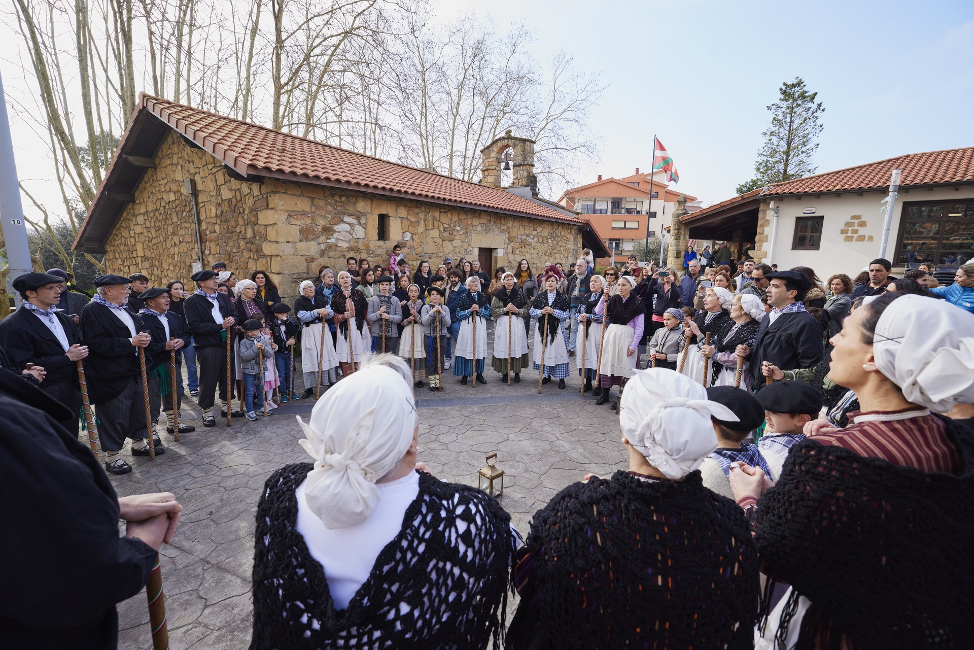Santa Agedaren doinuek berriro hartuko dituzte Leioako kaleak