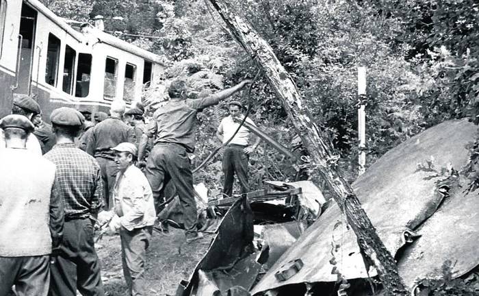 Urdulizko tren-istripua, tragediak Uribe Kosta kolpatu zuenean