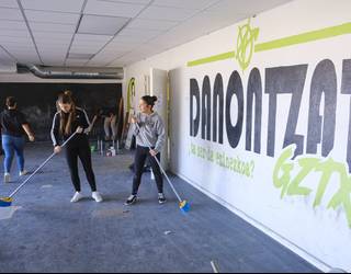 Elkartasun jaialdia egingo du Ernaik barikuan, Danontzat gaztetxean