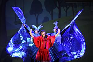 "Txanogorritxo" antzezlana, Altzagan