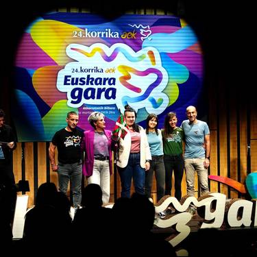 2.175 kilometro euskararen alde