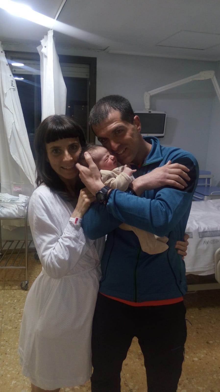 Izadi jaio da espetxean
