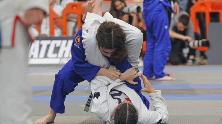 Gobela kiroldegia Brasilgo jiu-jitsuaren erdigune bihurtu da Getxoko BJJ Kopan