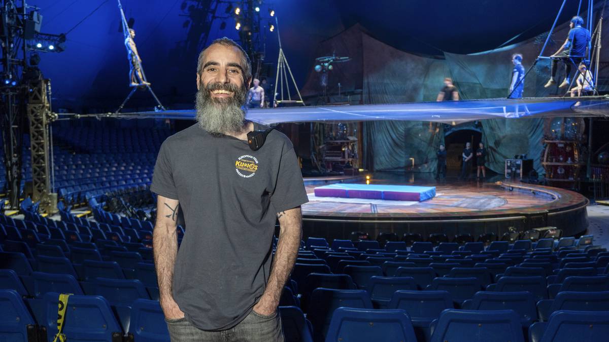 Egoitz Gorbea 'Txibu': "Zirkua lan potentetea da, oso desberdina, baina pilo bat gustatzen zaidan lana da"