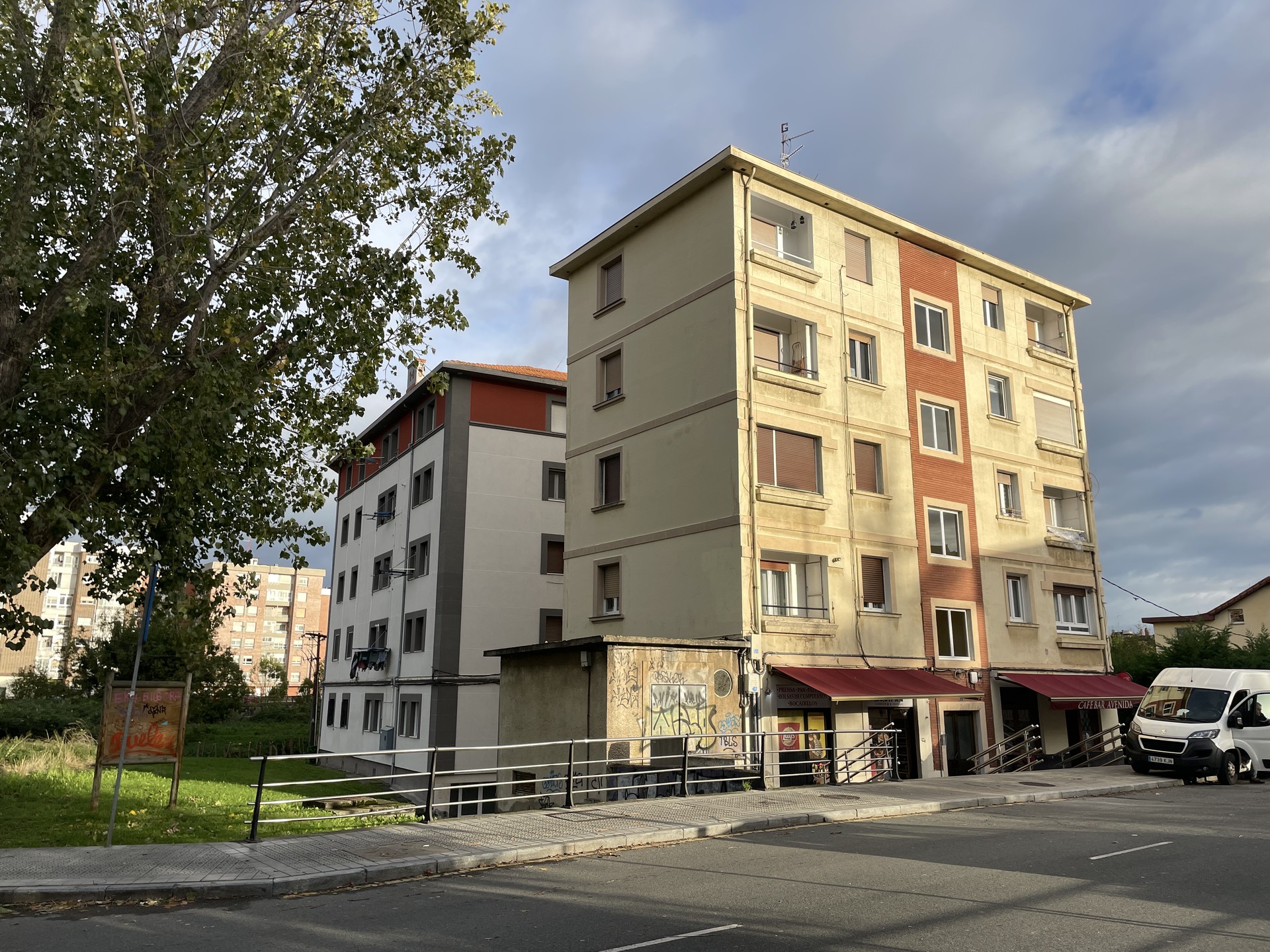 Getxoko hiri-busa martxan jartzeko azterketa egitea onartu du tokiko Udalbatzak