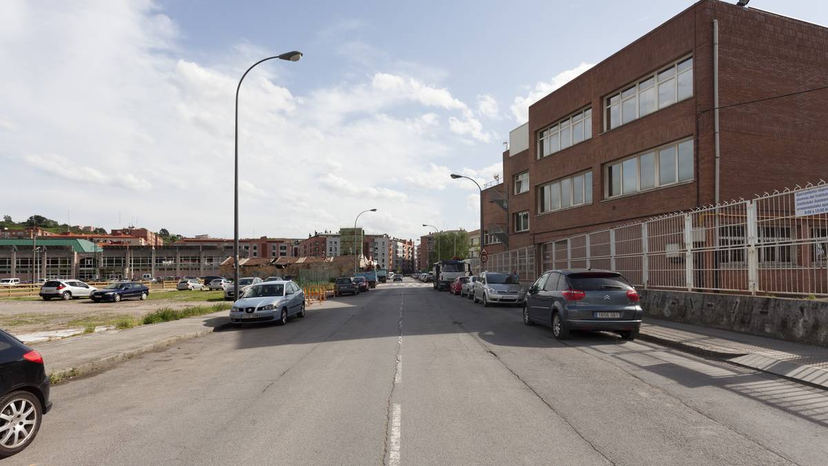 Tartangako ehun bat bizilagunek bitartekaritza eskatu dute euren etxebizitzetan jarraitzeko