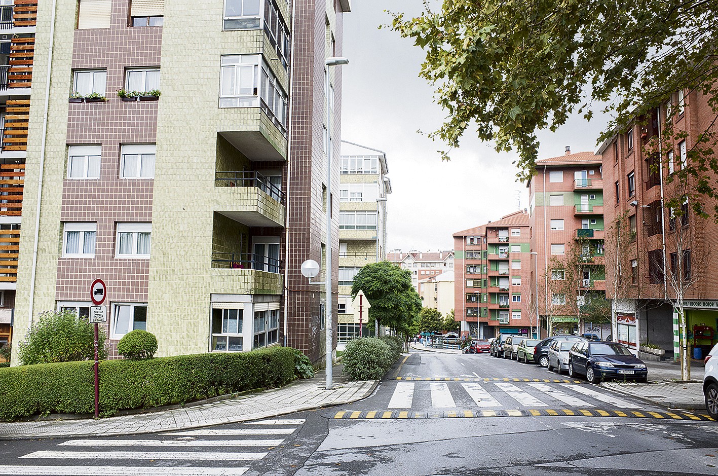 Kandelazubietak konponbidea behar duelakoan daude