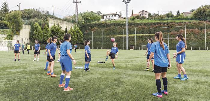 Erandioko futbol-taldeek partiduetara mugitu dute euskararen aldeko erronka