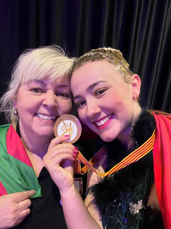 Olaia Tejeda berangoztarrak urrezko domina jantzi du berriro ere