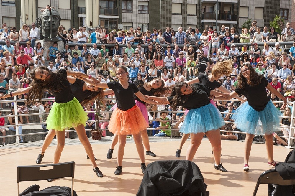 Dance GM elkarteak zenbait jarduera egingo du egunotan