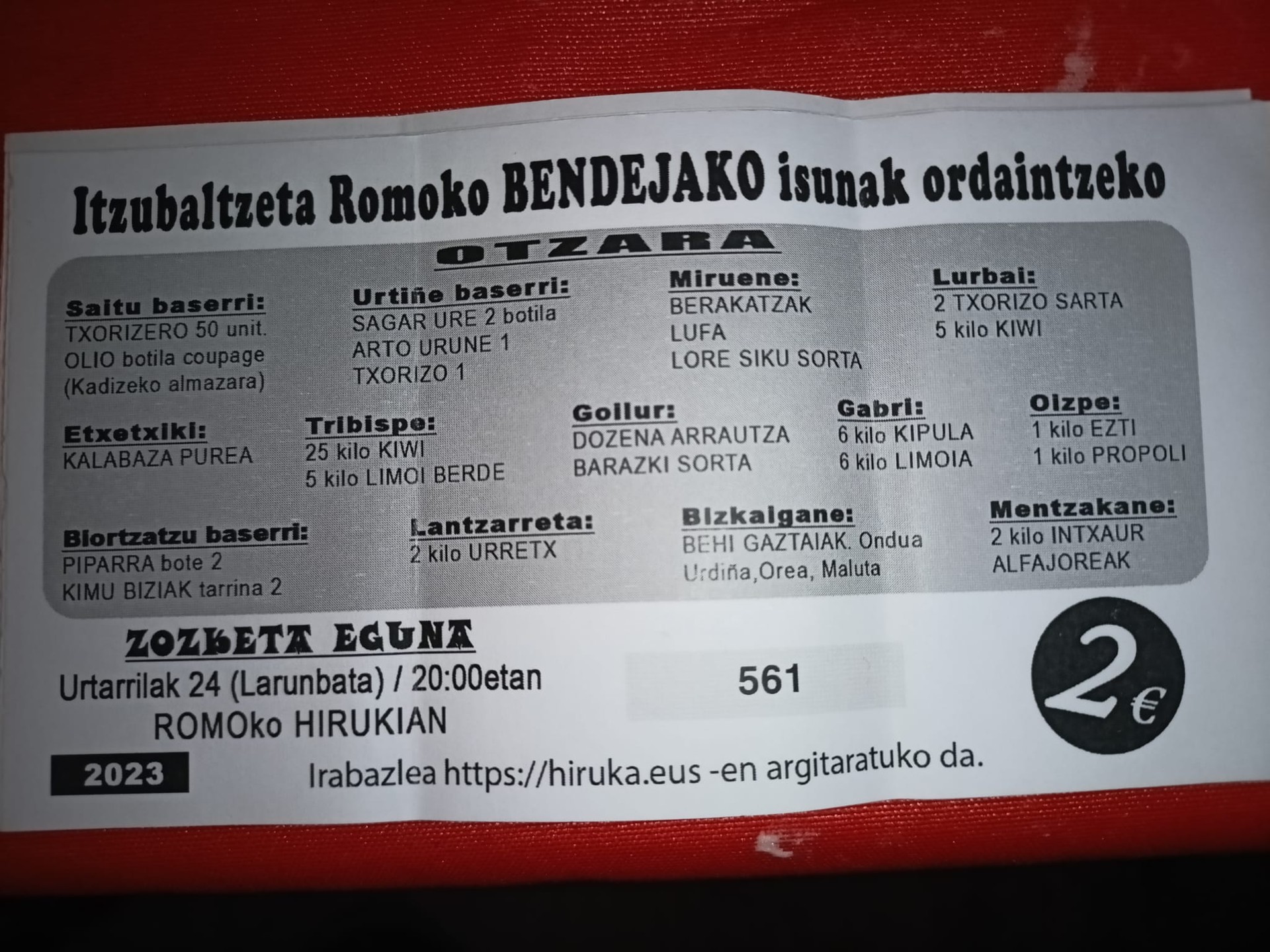 Itzubaltzeta/Romoko bendeja egiteagatik jarritako isunari aurre egiteko zozketa abiatu du Agroasanbladak