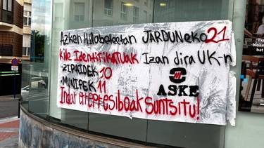 Poliziak Jardun koordinadorako kideak 21 aldiz jazarri dituela salatu du Aske Antolakundeak