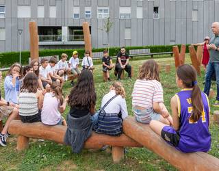 Jolasaren Nazioarteko Eguna ospatzeko lehendabiziko Jolas Azoka egin dute Leioan