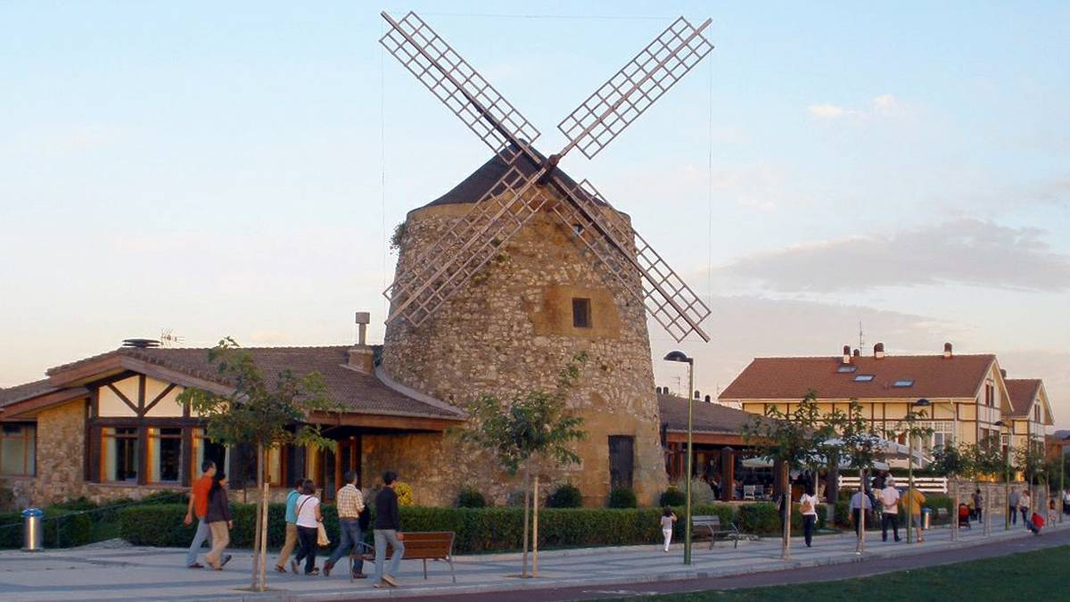 Aixerrota eta Galea lotuko dituen bidegorriko asfaltatze-lanak hasiko dira