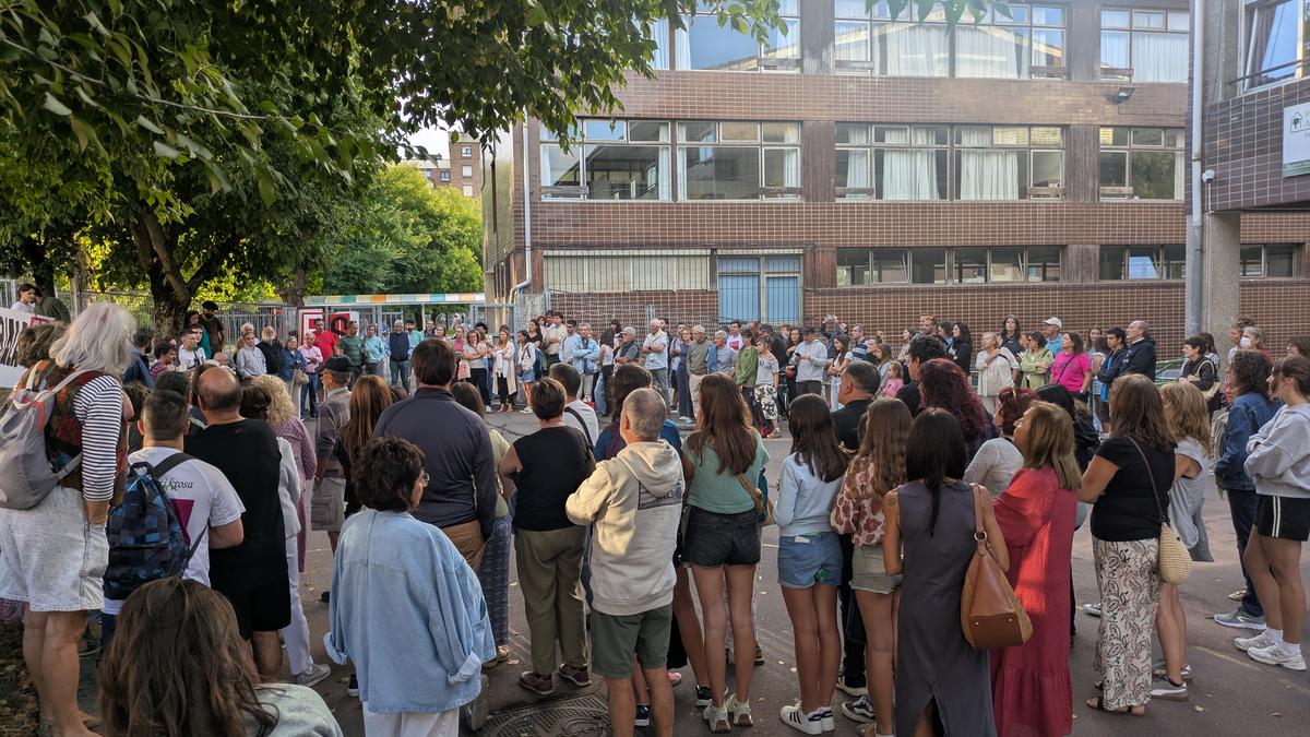 Subflubiala EZ!ek urriaren 24an kalera ateratzeko deia egin du