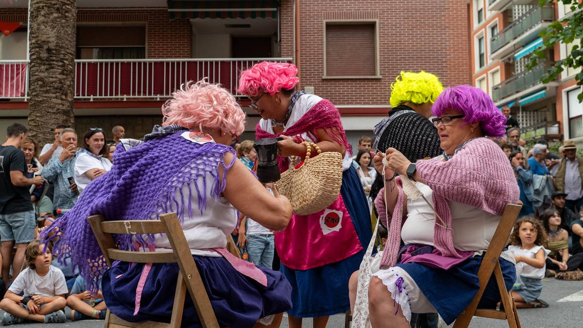 Gorliz arrosa koloreagaz mozorrotuko dute aurtengo inauterietan