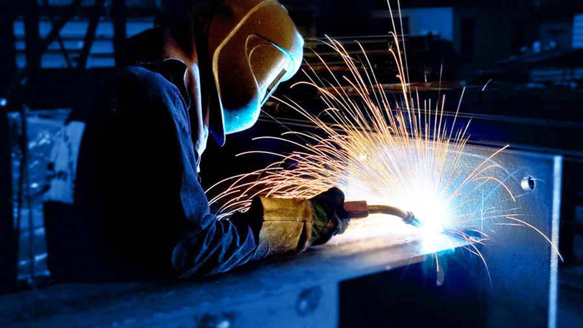 Uribe Kostako Mankomunitateak emakumeak lanbide maskulinizatuetan ikusarazteko kanpaina abiatu du