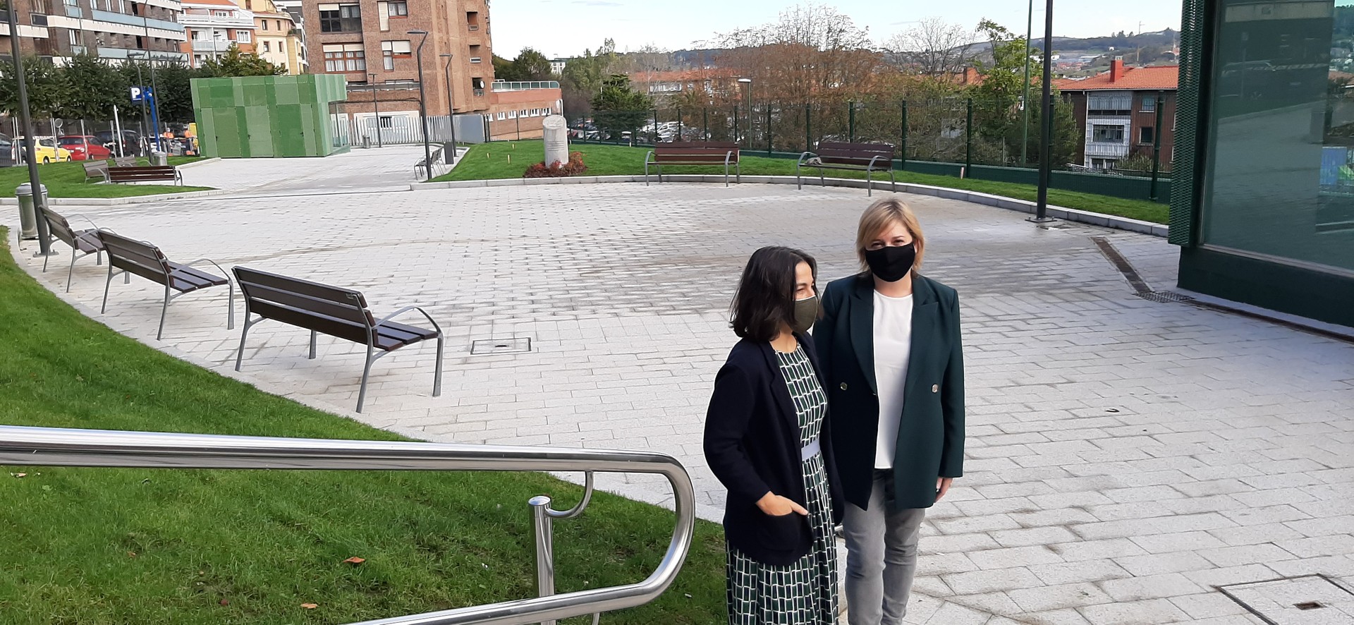 Algorta erdiguneko Manuel Gainza parke berria ireki du Udalak