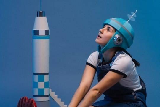 "Elara, bidaia bat izarretara"