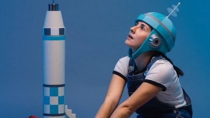 "Elara, bidaia bat izarretara"