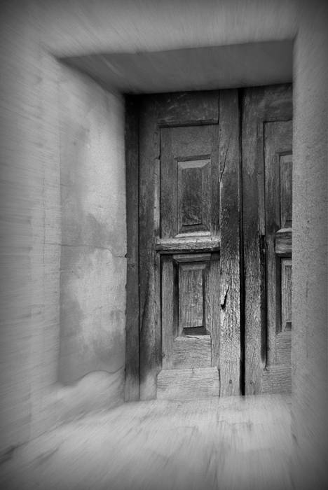 Ate bat ixtean lehio bat zabaltzen da