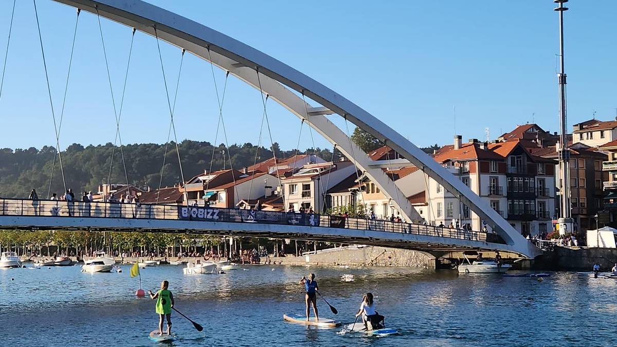 GoazenUp Sup Race 2025 lasterketa inklusiboa Gazara begira ospatuko dute aurten