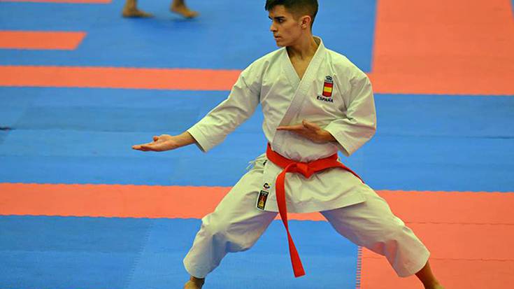 Brontzezko domina irabazi du Xabier Pereda getxoztarrak Espainiako Karate Txapelketan