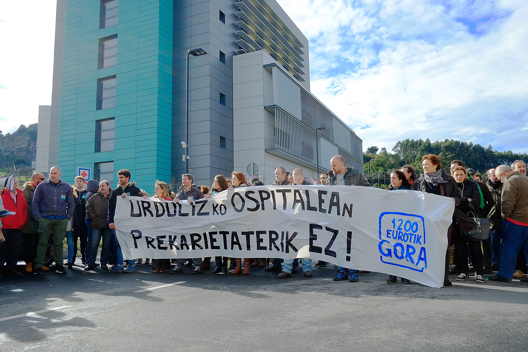 Osakidetzako pribatizazioa salatzeko mobilizazioak egingo dituzte