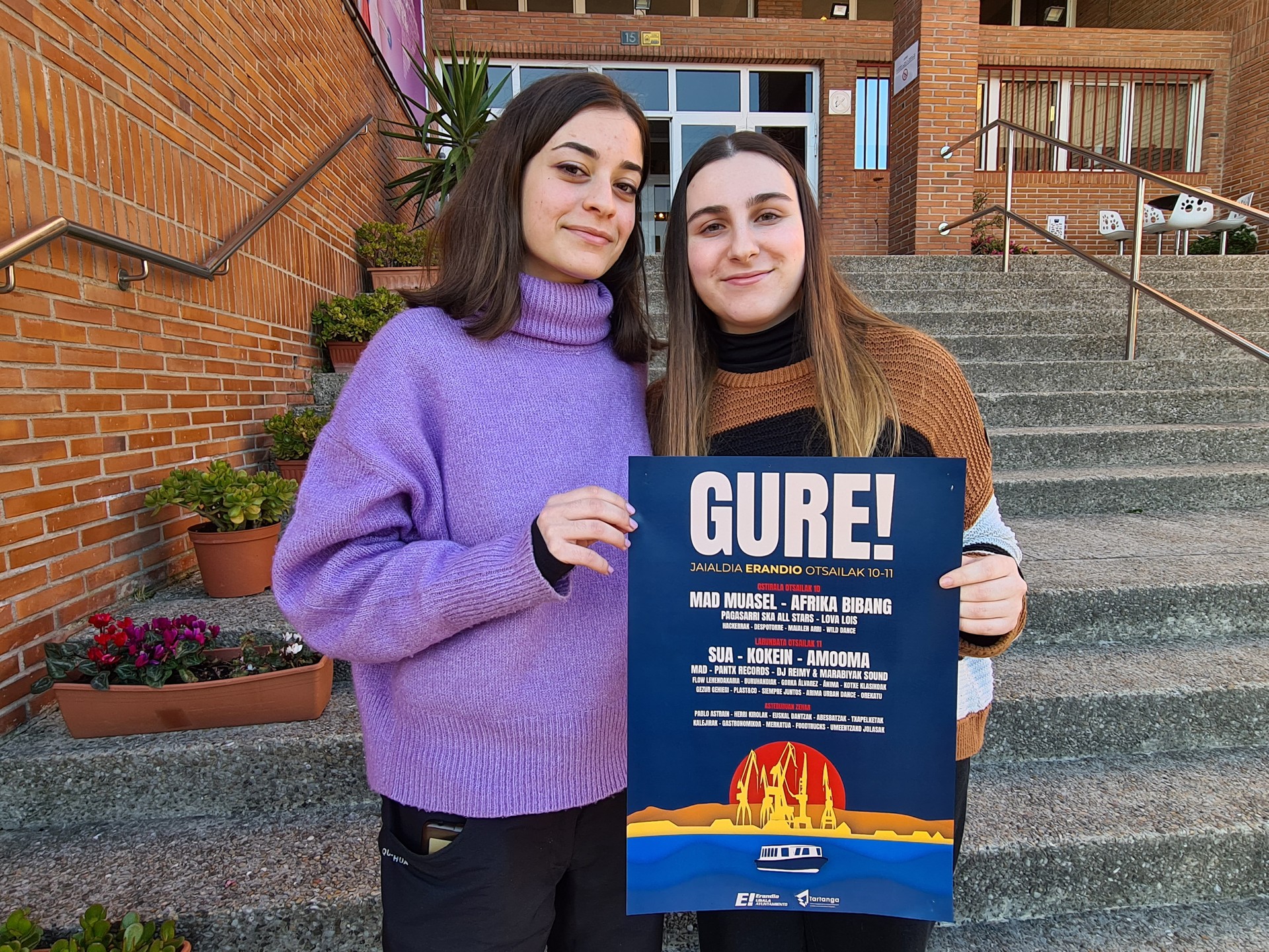 Nora eta Nahia, Gure! jaialdiko antolatzaile-taldeko kideak: “Gure helburua zen edonor identifikatua sentitzea programako ekintzaren batekin”